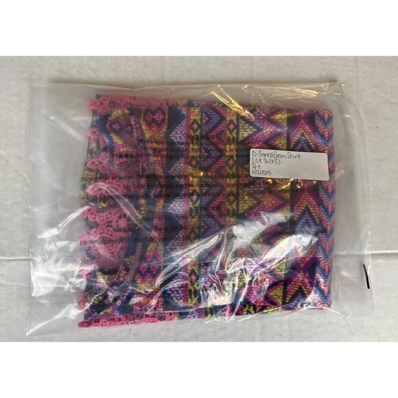 D-signed Geometric Tank - Picture 10 of 12